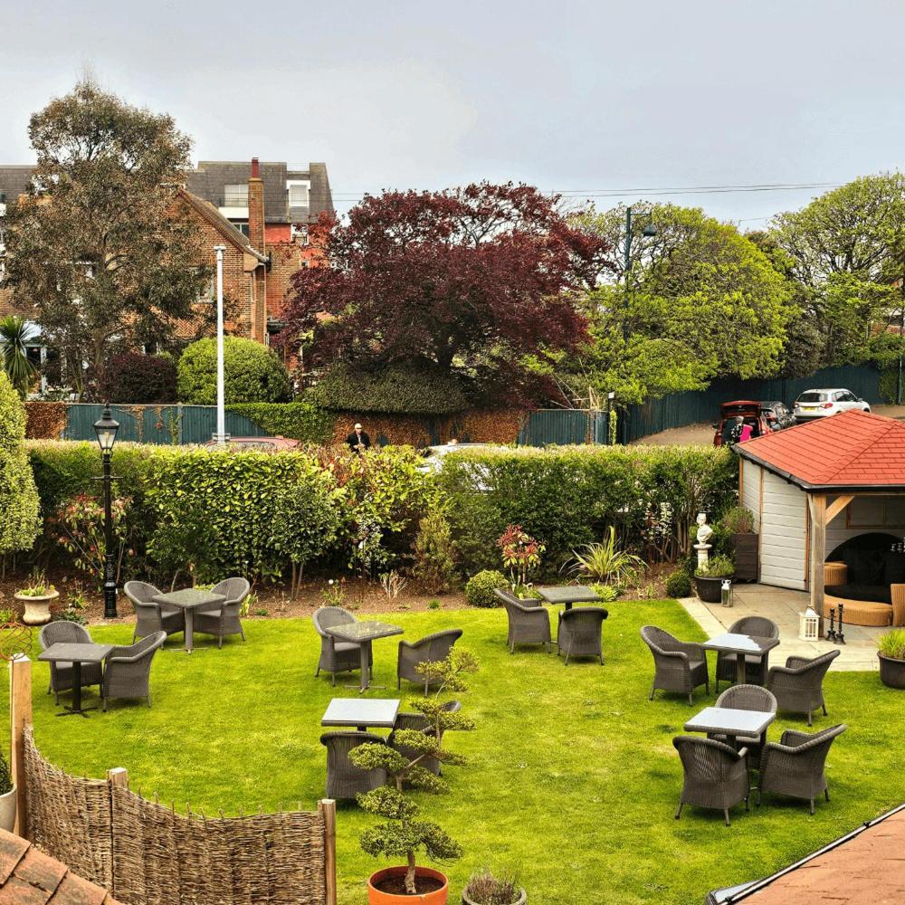 Burlington Berties Hotel Sheringham Kamer foto